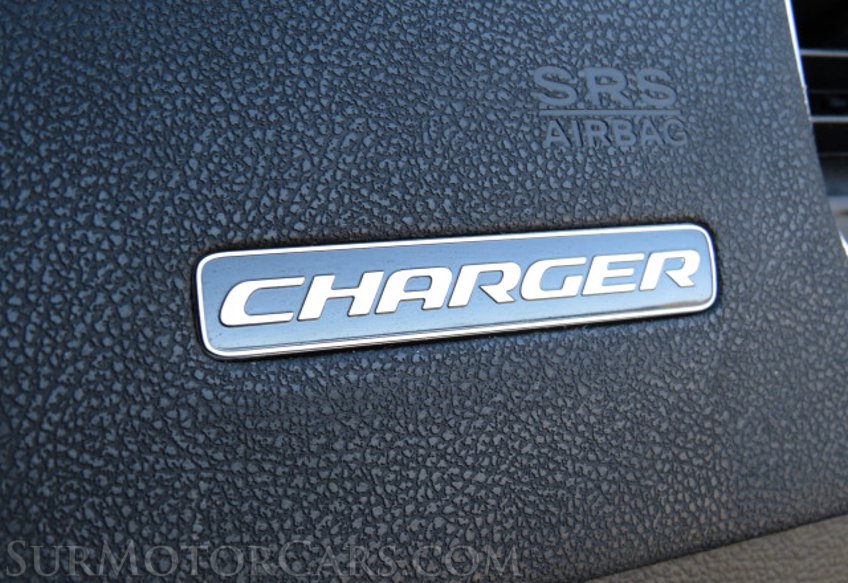 2019 Dodge Charger - Image 42