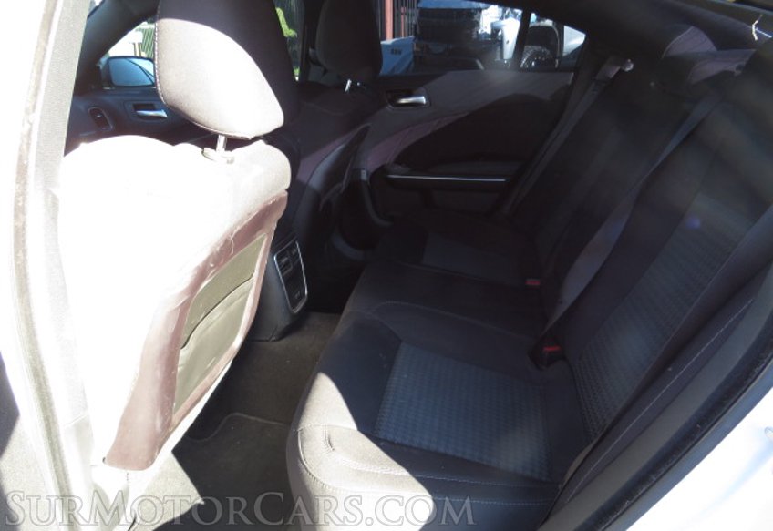 2019 Dodge Charger - Image 28