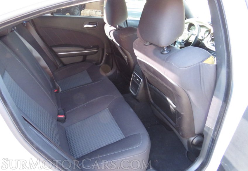 2019 Dodge Charger - Image 31