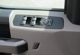 2021 Ford Super Duty F-250 SRW - Image 47