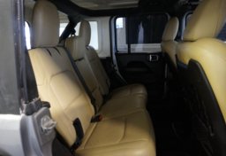 2019 Jeep Wrangler Unlimited - Image 37