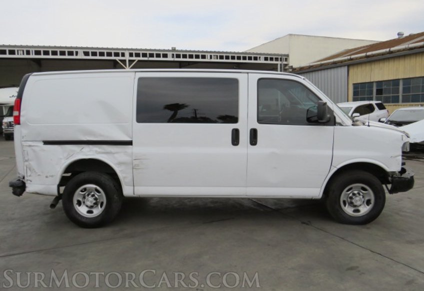 2018 Chevrolet Express Cargo Van - Image 5