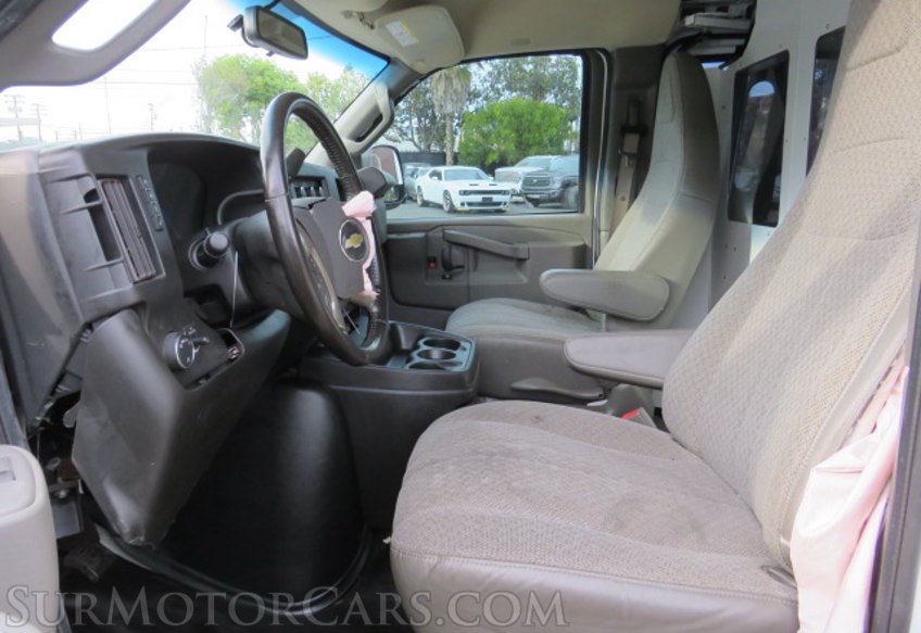 2018 Chevrolet Express Cargo Van - Image 19