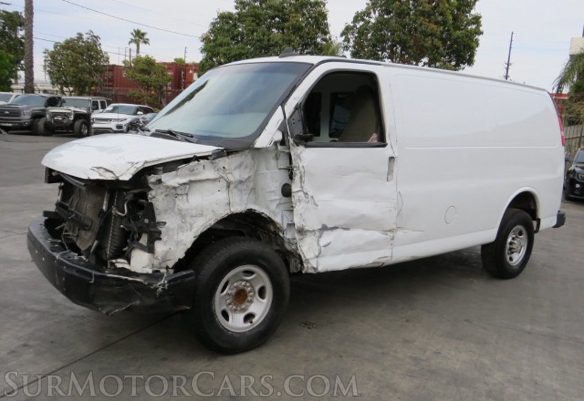 2018 Chevrolet Express Cargo Van - Image 4