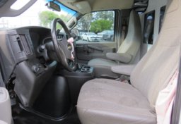 2018 Chevrolet Express Cargo Van - Image 19