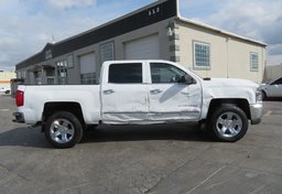2017 Chevrolet Silverado 1500 - Image 10