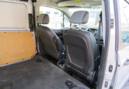 2015 Ford Transit Connect - Image 23