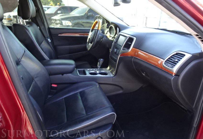 2012 Jeep Grand Cherokee - Image 27