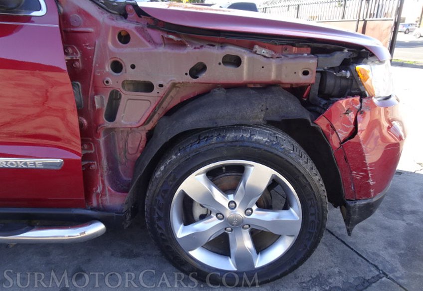 2012 Jeep Grand Cherokee - Image 19