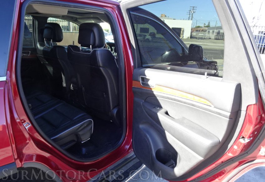 2012 Jeep Grand Cherokee - Image 31