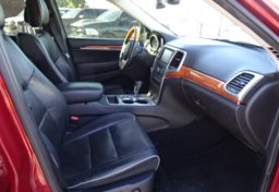 2012 Jeep Grand Cherokee - Image 27