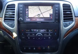 2012 Jeep Grand Cherokee - Image 39
