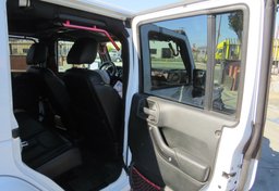 2018 Jeep Wrangler JK Unlimited - Image 16