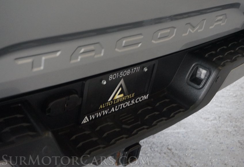 2020 Toyota Tacoma - Image 26