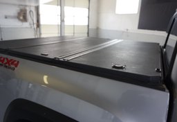 2020 Toyota Tacoma - Image 18