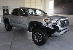 2020 Toyota Tacoma - Image 5