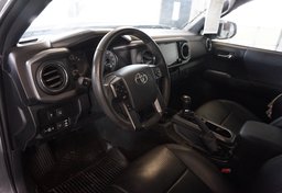 2020 Toyota Tacoma - Image 27