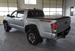 2020 Toyota Tacoma - Image 8