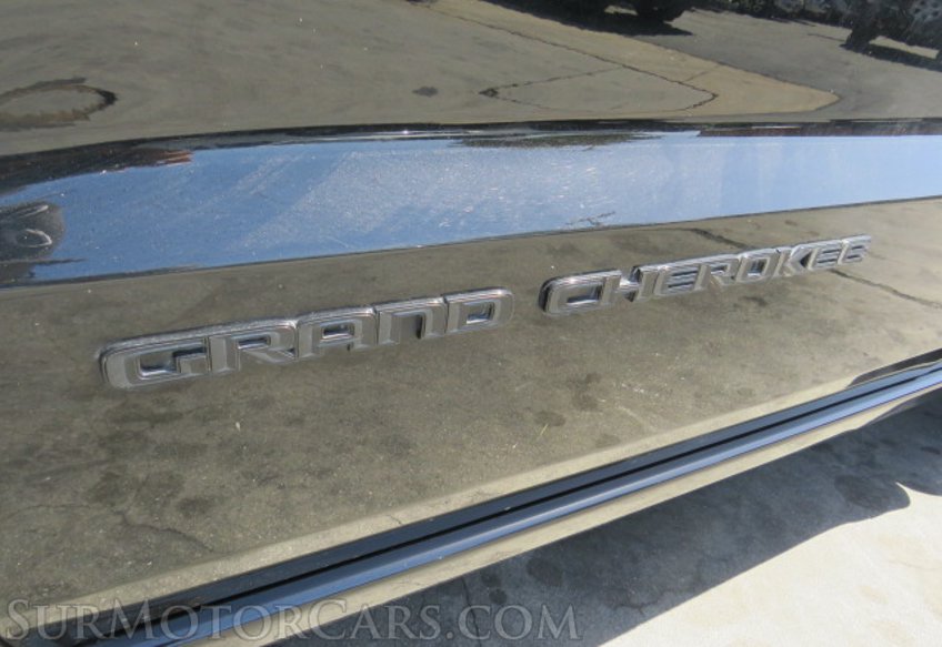 2019 Jeep Grand Cherokee - Image 18