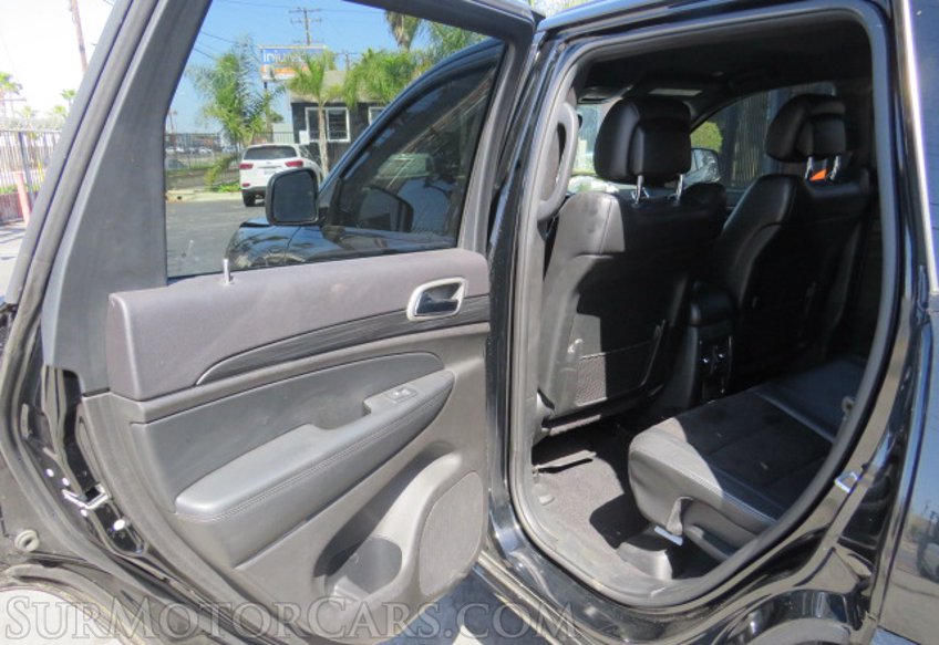 2019 Jeep Grand Cherokee - Image 21