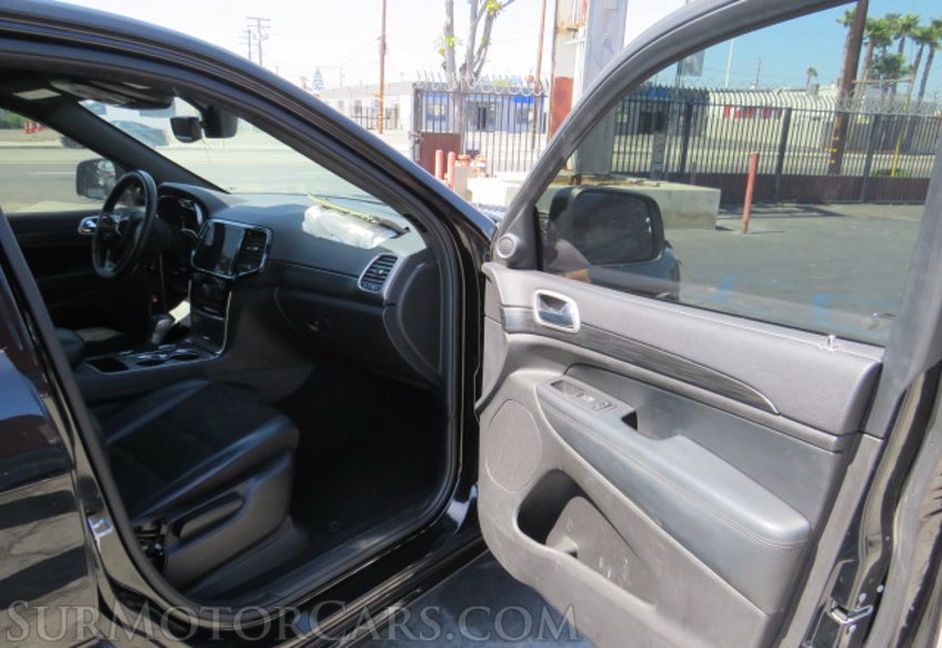 2019 Jeep Grand Cherokee - Image 20