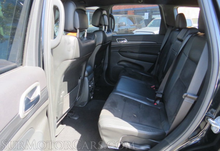 2019 Jeep Grand Cherokee - Image 29