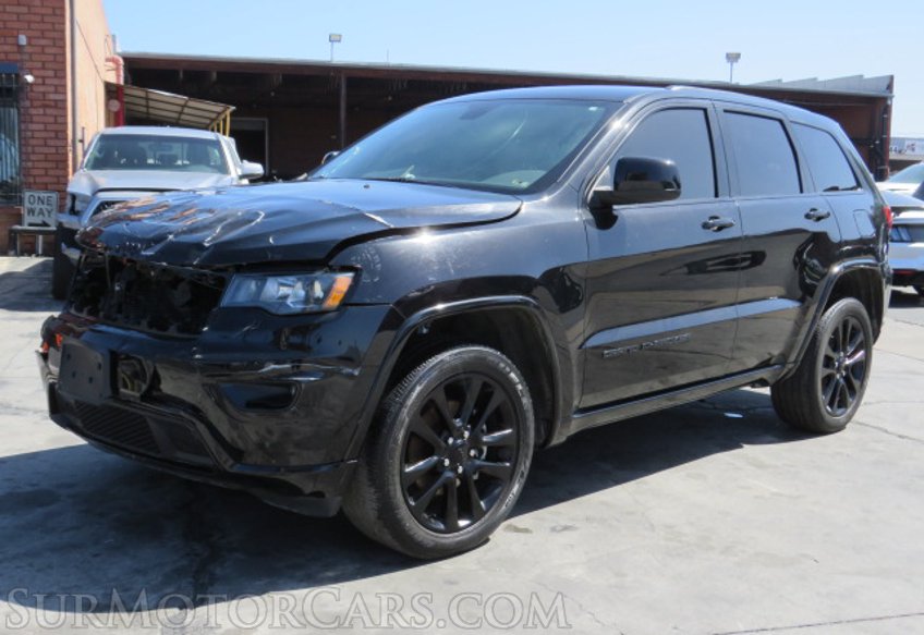 2019 Jeep Grand Cherokee - Image 3