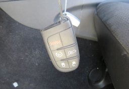 2019 Jeep Grand Cherokee - Image 35