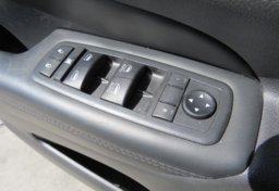 2019 Jeep Grand Cherokee - Image 37