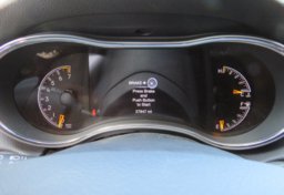 2019 Jeep Grand Cherokee - Image 31