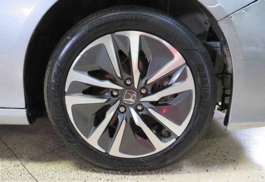 2021 Honda Accord Hybrid - Image 17