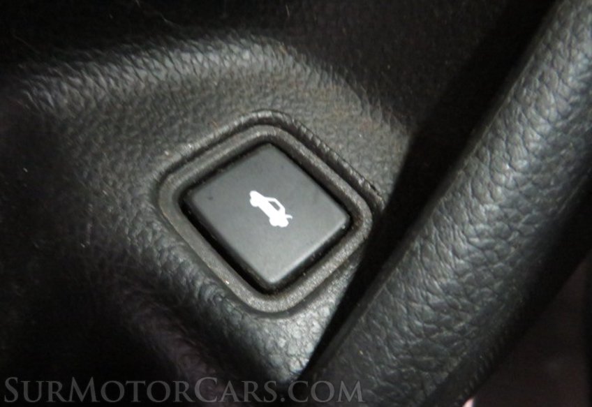 2021 Honda Accord Hybrid - Image 40