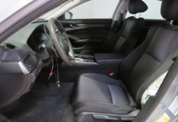 2021 Honda Accord Hybrid - Image 22