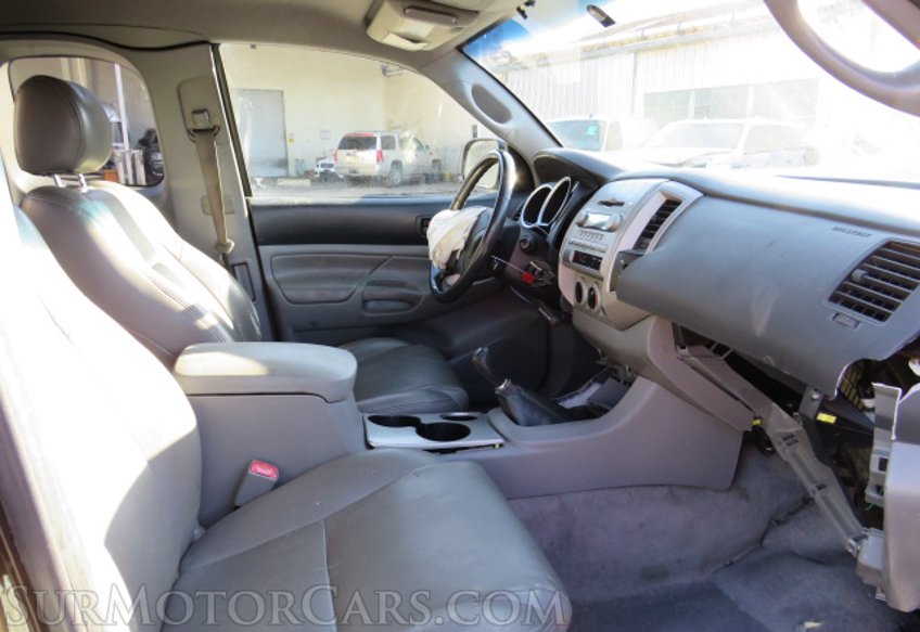 2005 Toyota Tacoma - Image 7