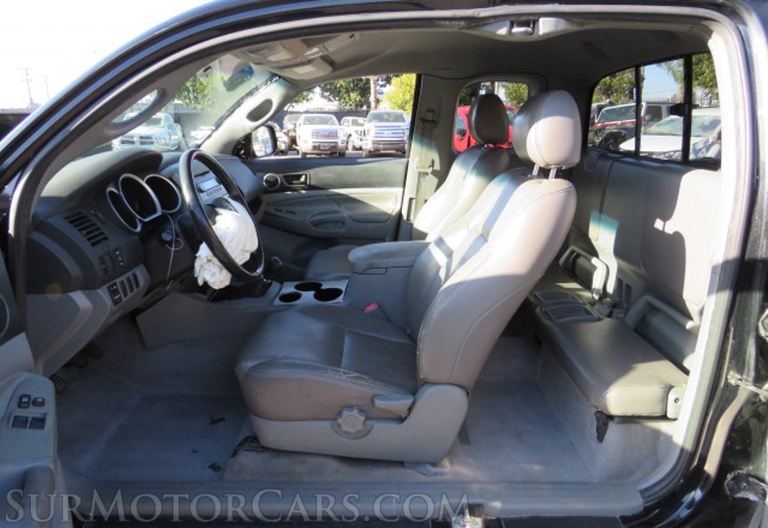 2005 Toyota Tacoma - Image 32