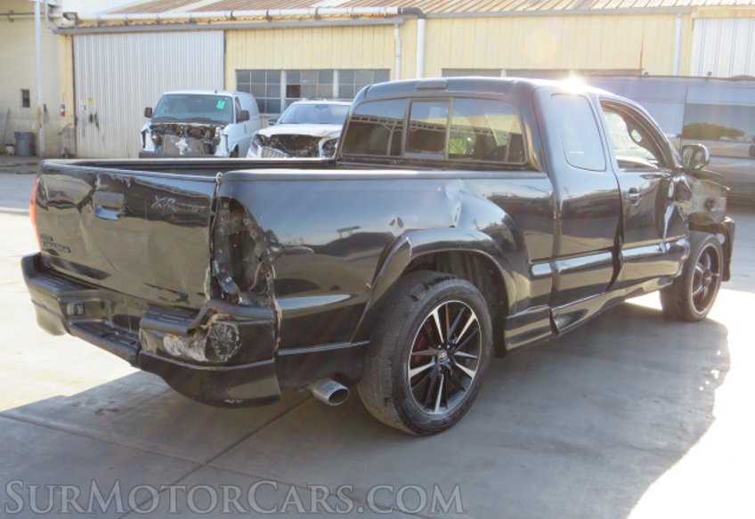 2005 Toyota Tacoma - Image 14