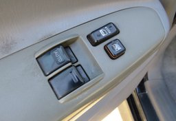 2005 Toyota Tacoma - Image 29