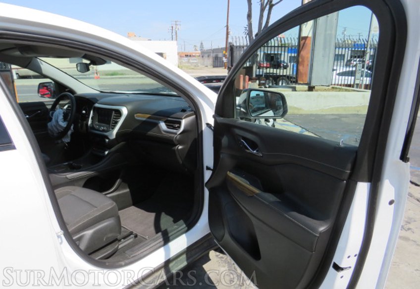 2021 GMC Acadia - Image 22