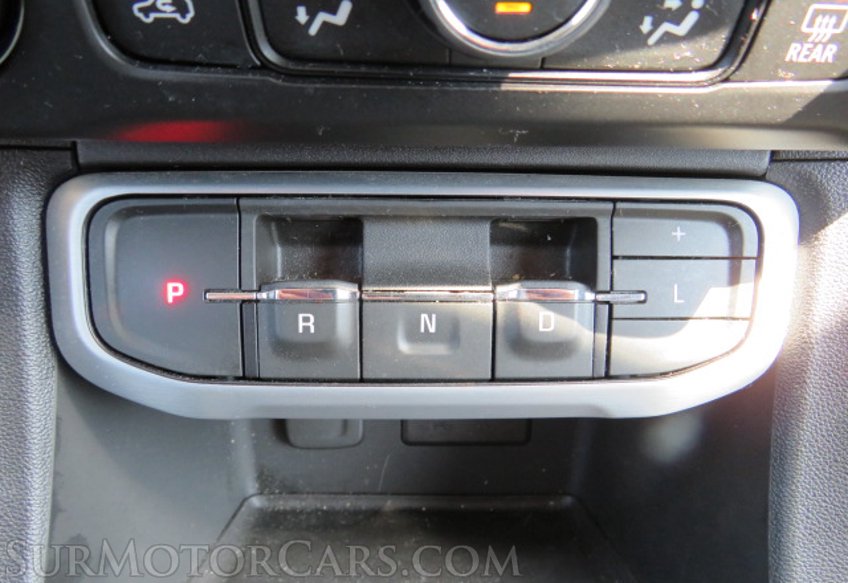 2021 GMC Acadia - Image 40