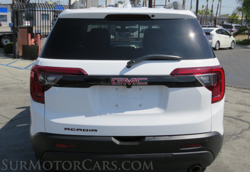 2021 GMC Acadia - Image 12