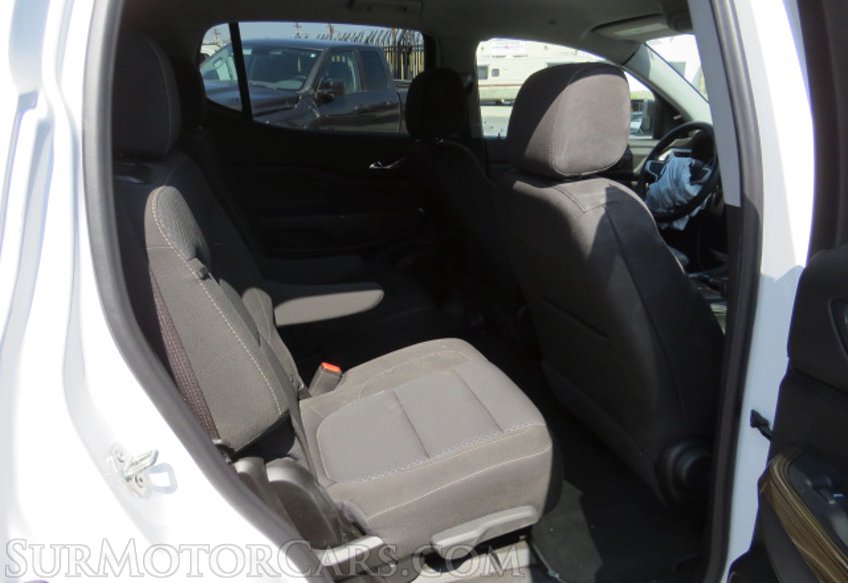 2021 GMC Acadia - Image 30