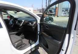 2021 GMC Acadia - Image 22