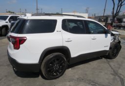 2021 GMC Acadia - Image 10