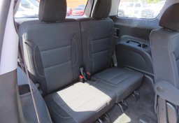 2021 GMC Acadia - Image 34