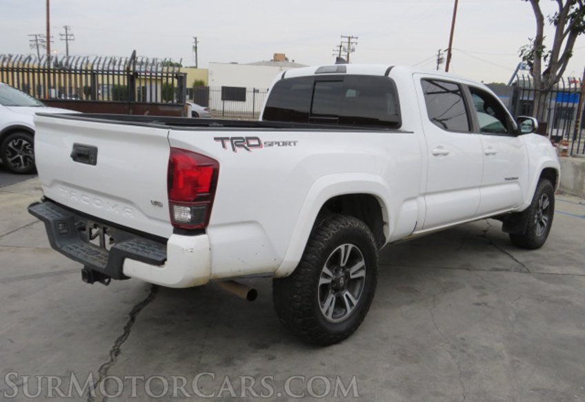 2018 Toyota Tacoma - Image 7