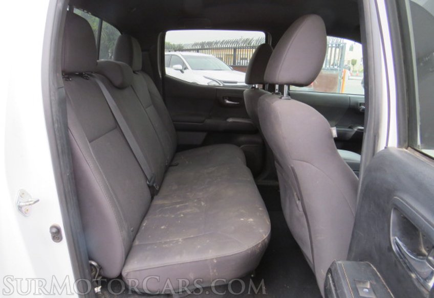 2018 Toyota Tacoma - Image 29