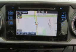 2018 Toyota Tacoma - Image 33