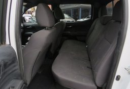 2018 Toyota Tacoma - Image 30