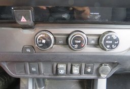 2018 Toyota Tacoma - Image 37