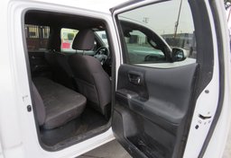 2018 Toyota Tacoma - Image 23